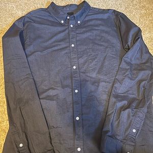 H&M dark gray button down dress shirt XL 
100% cotton office wear